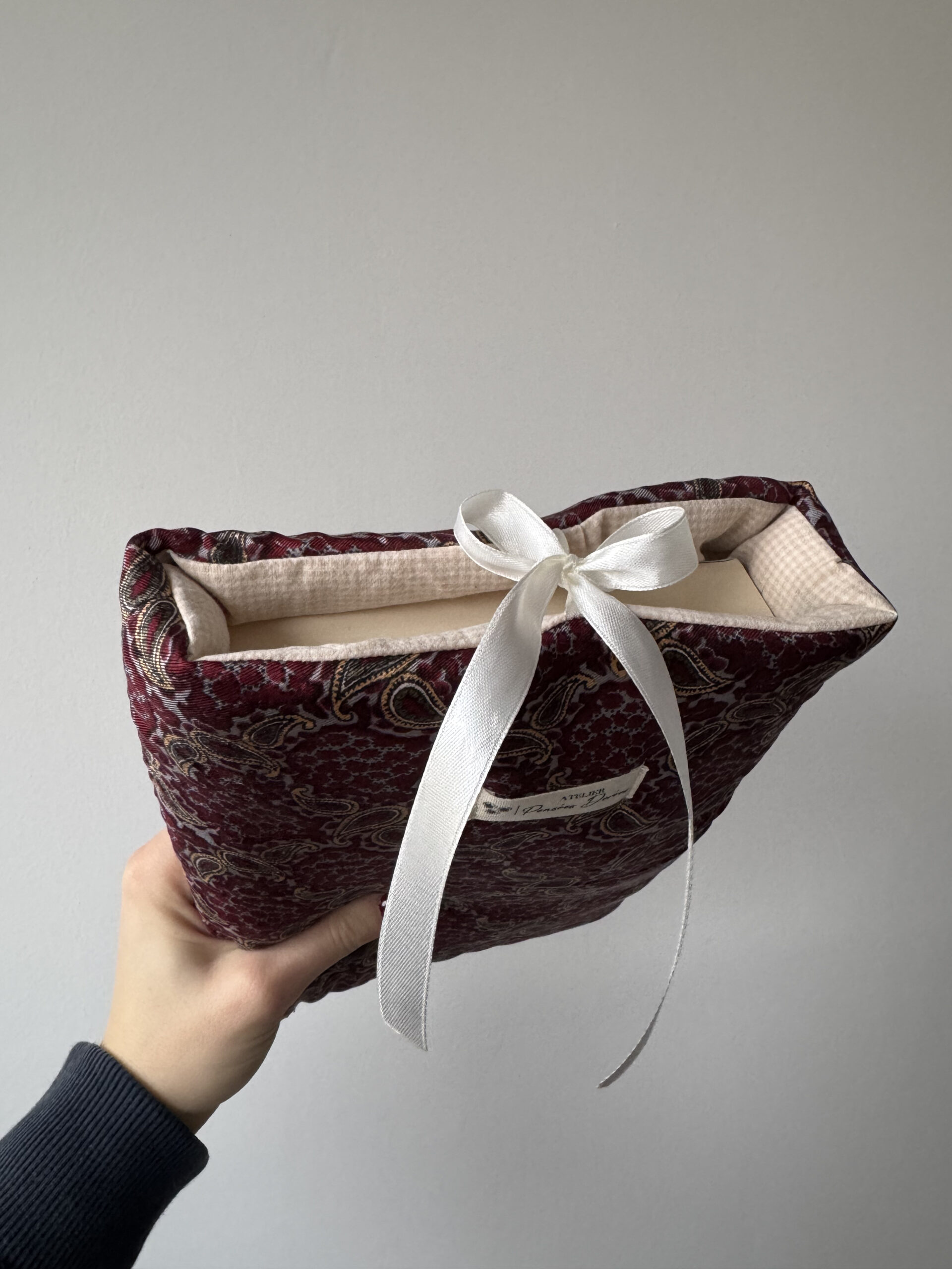 Pochette à livres/liseuse personnalisable – Image 5