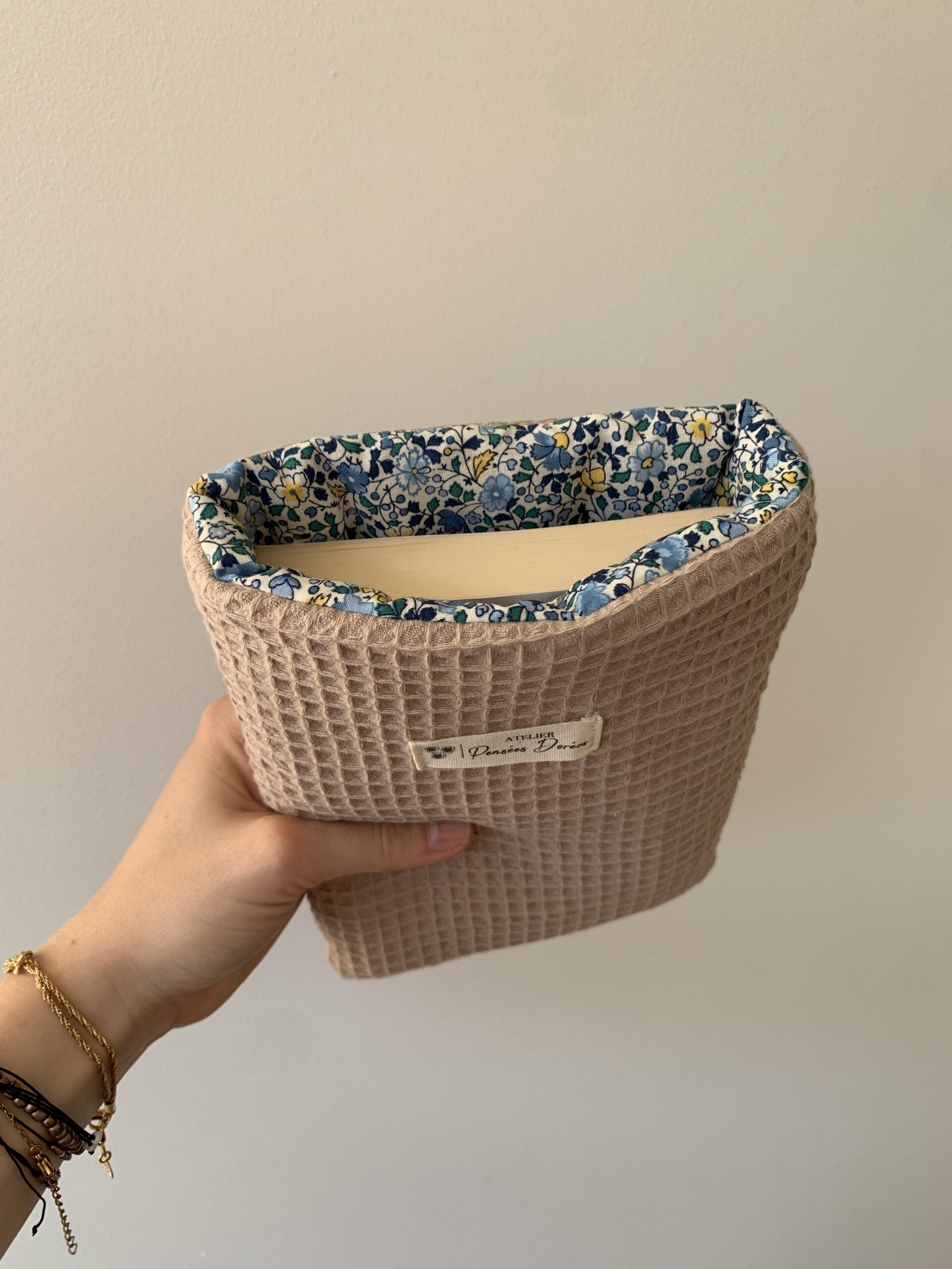 Pochette à livres/liseuse personnalisable – Image 11