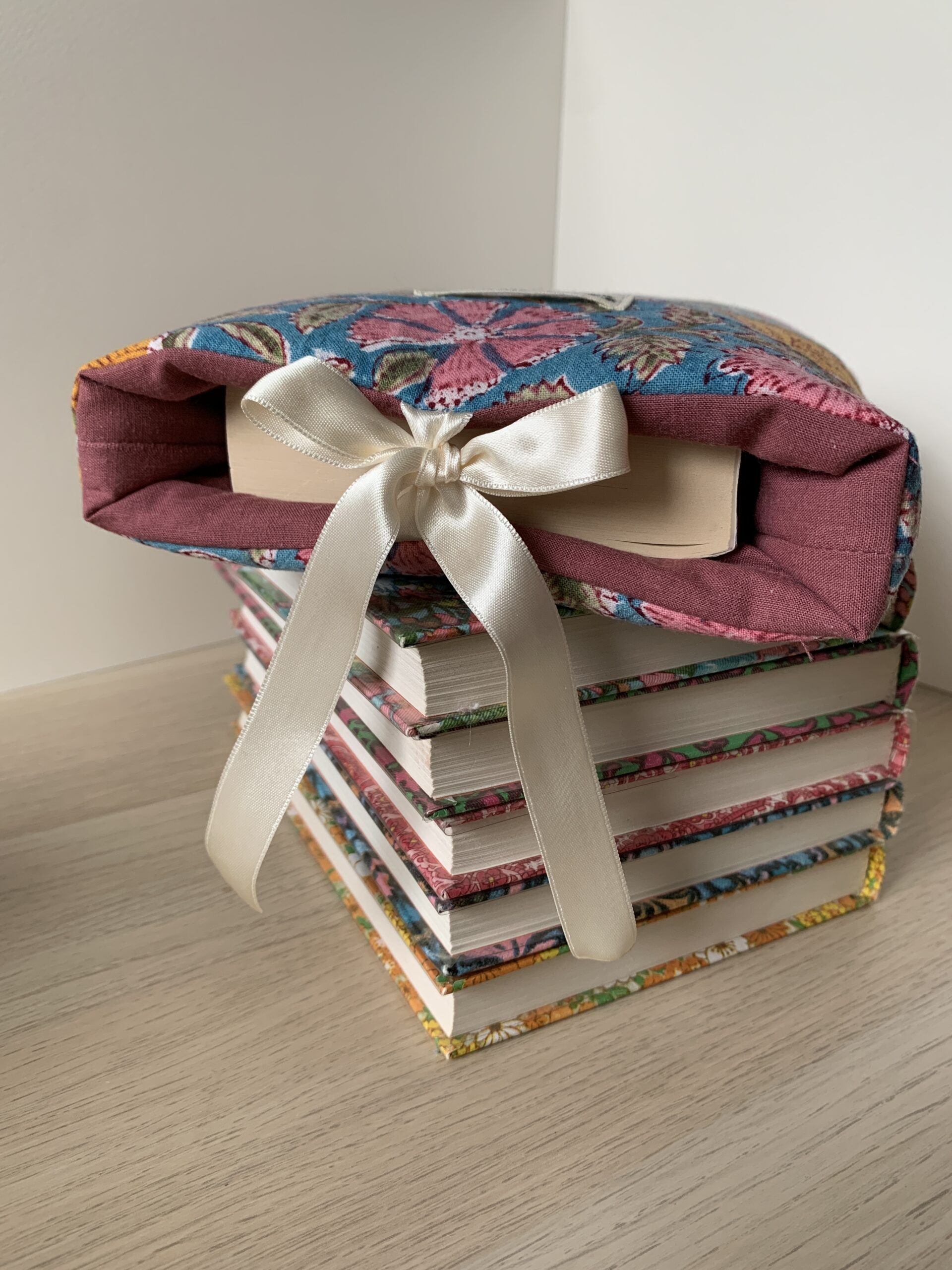 Pochette à livres/liseuse personnalisable – Image 3