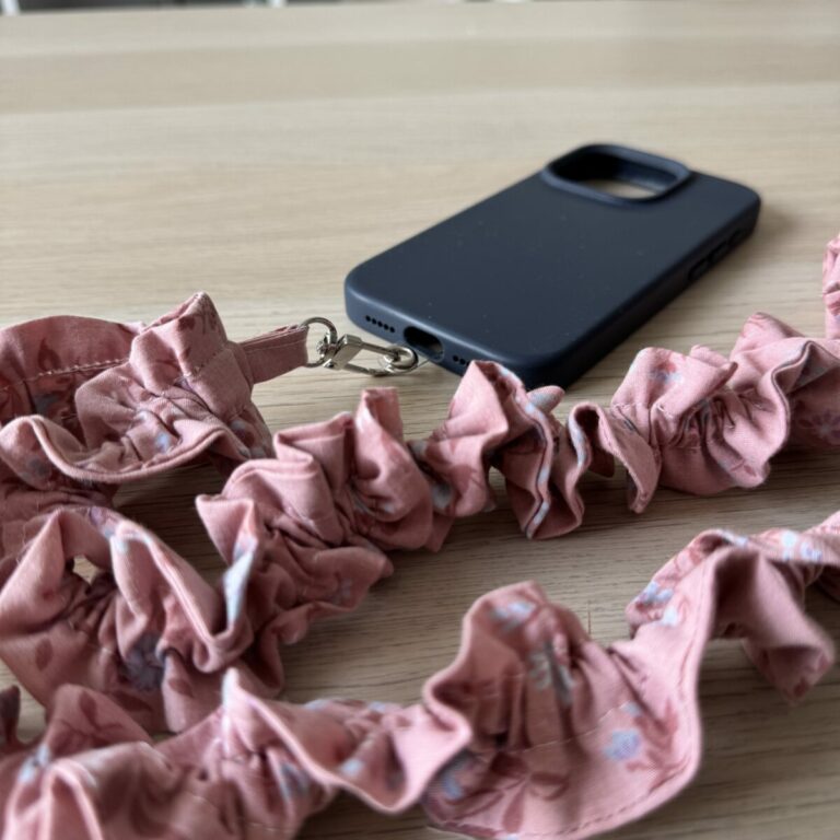 Cordon Froufrous Téléphone Rose foncé