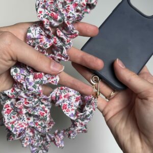 Cordon téléphone fleuri violet et rose